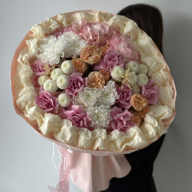 Микс букет с Гортензиями 