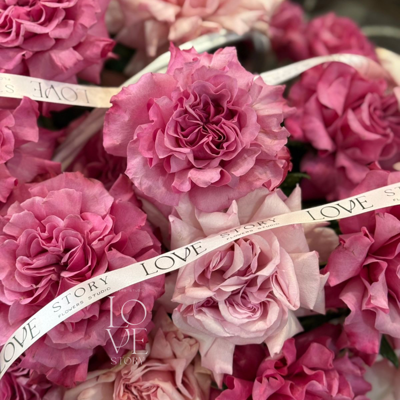 Корзина с вывернутыми Кантри Блюз и Пинк Охара 2