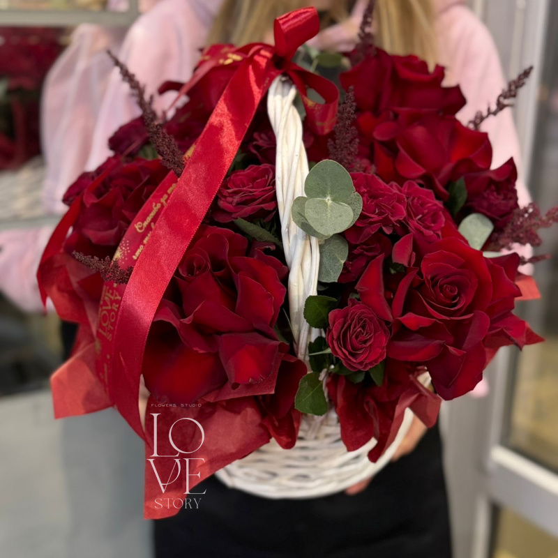 Алая корзинка миди 