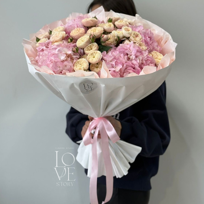 Роял блаш и гортензии 2