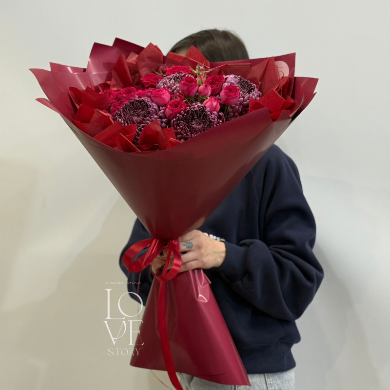 Микс кустовых роз и хризантем бигуди  1