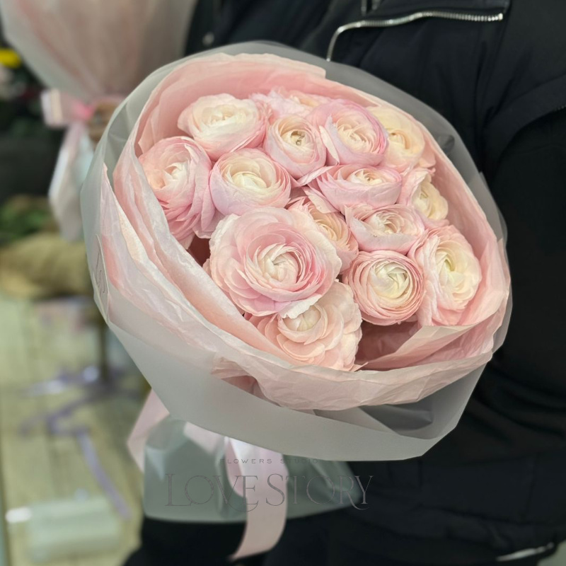 Букет с ранункулюсом Клуни Ханой