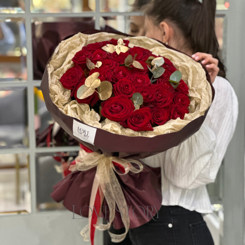 Ред Наоми в бордовой упаковке