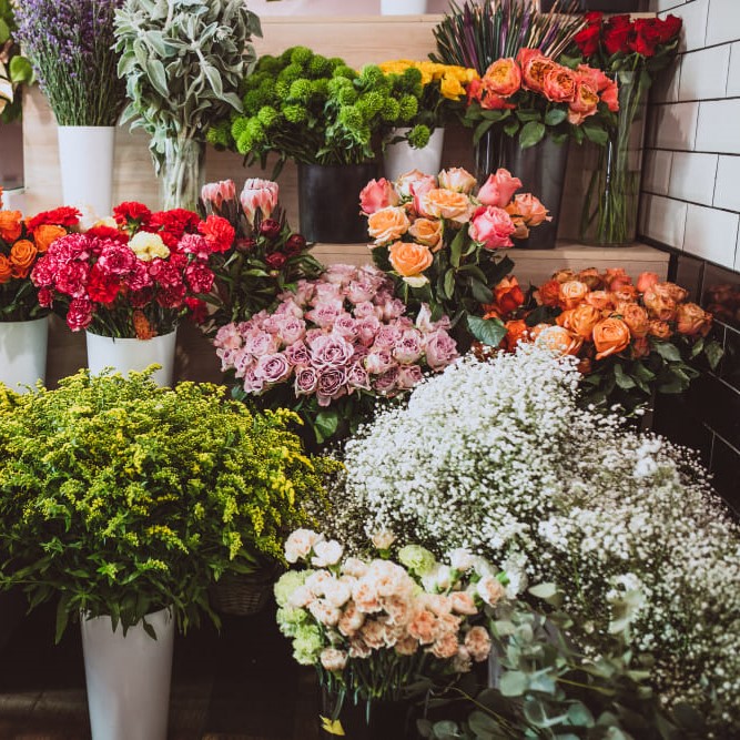 Доставка цветов в Нальчике | Купить цветы - «Love Story Flowers»